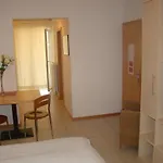 公寓 利帕别墅酒店 *